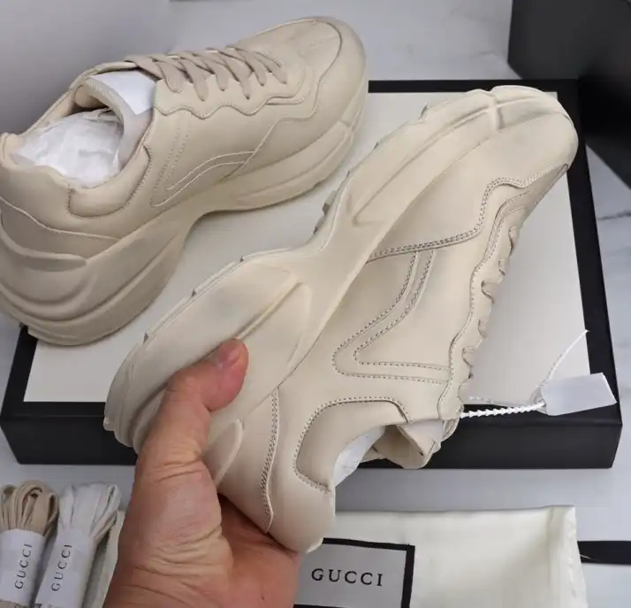 hype Gucci Sneakers