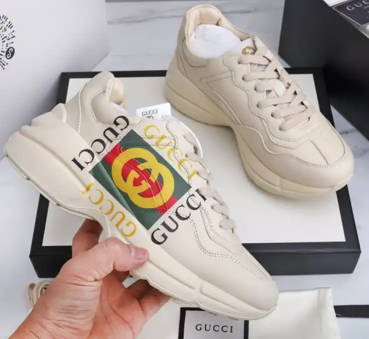 hype Gucci Sneakers