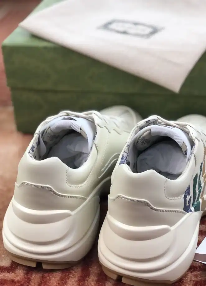 hype Gucci Sneakers