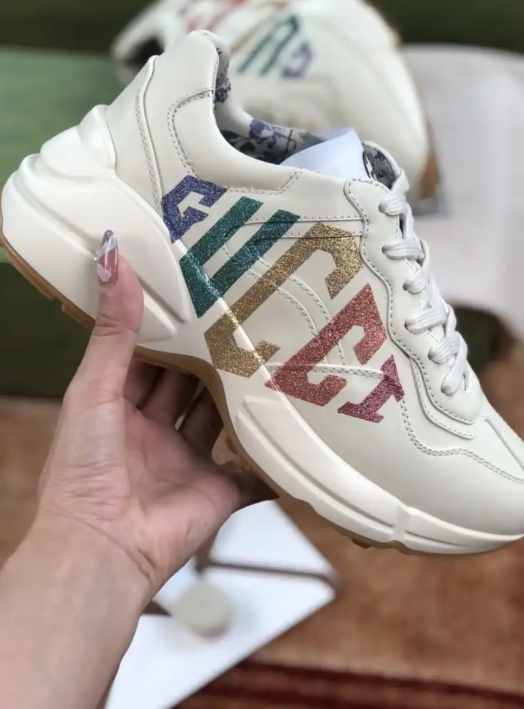 hype Gucci Sneakers