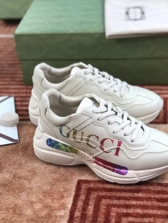 hype Gucci Sneakers