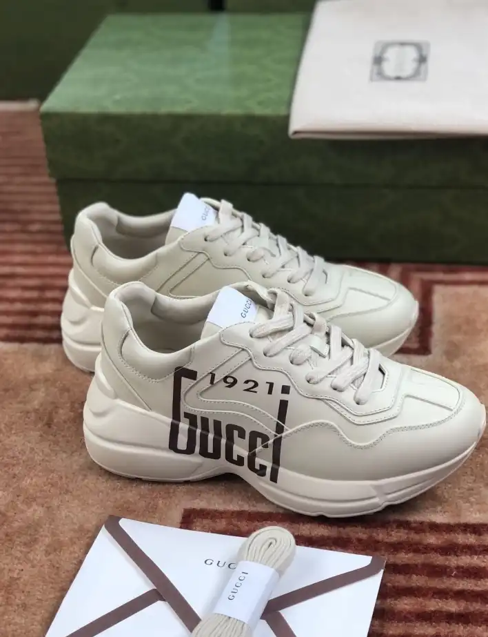 hype Gucci Sneakers