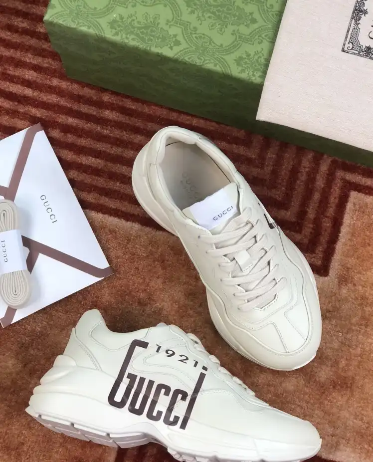 hype Gucci Sneakers