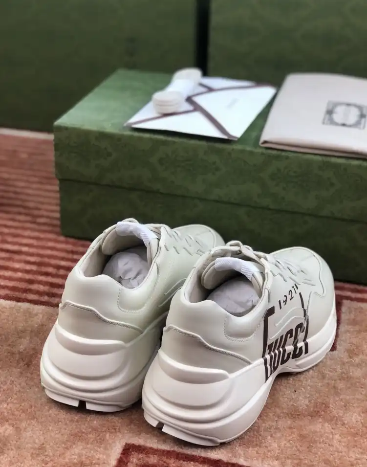 hype Gucci Sneakers