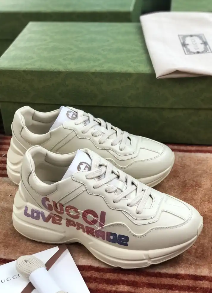 hype Gucci Sneakers