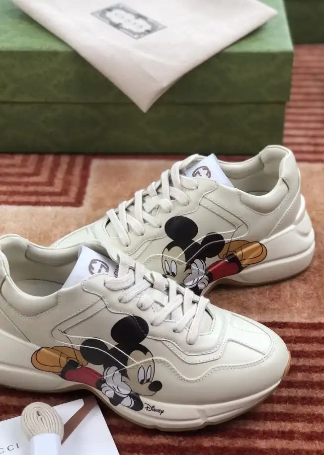 hype Gucci Sneakers