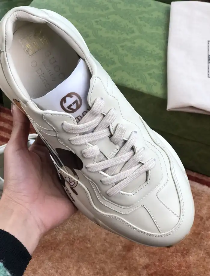 hype Gucci Sneakers