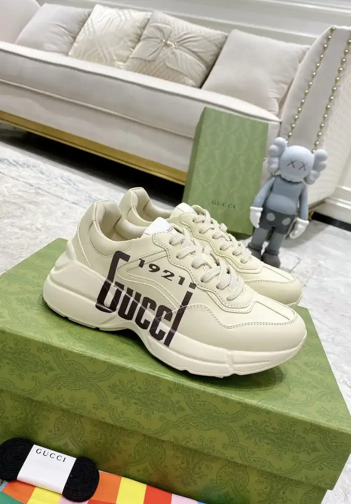 hype Gucci Sneakers