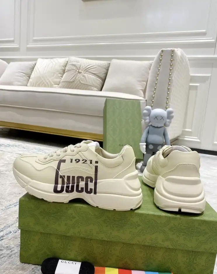 hype Gucci Sneakers