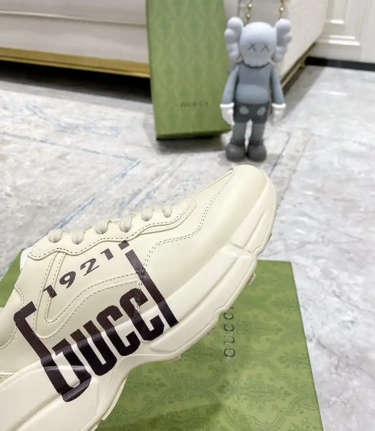 hype Gucci Sneakers