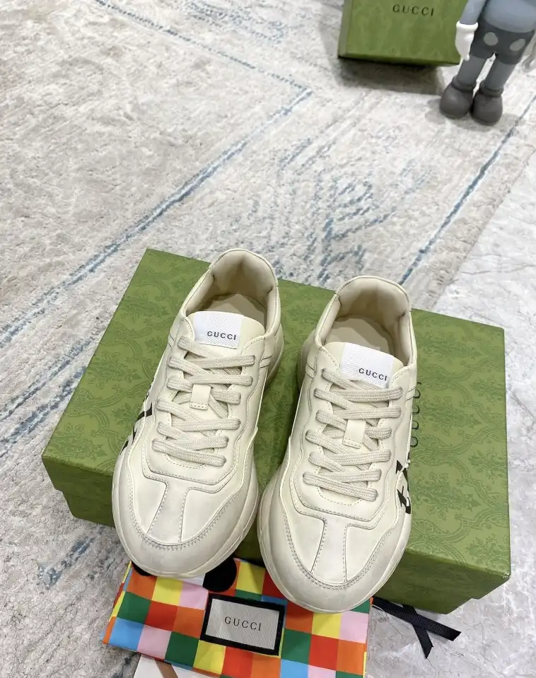 hype Gucci Sneakers