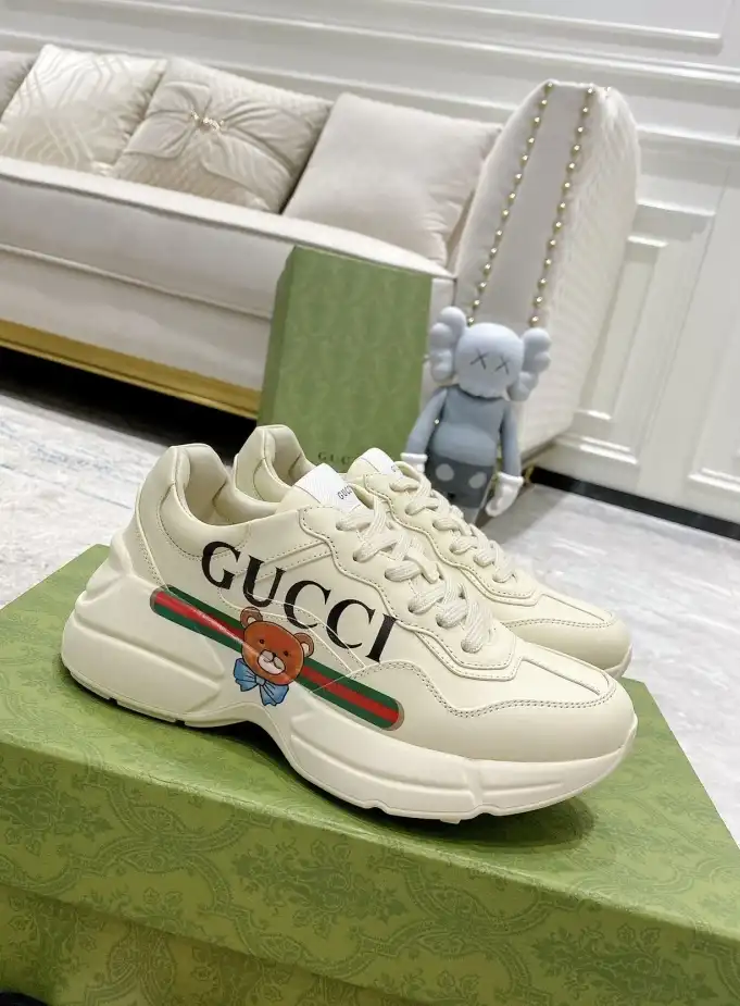 hype Gucci Sneakers