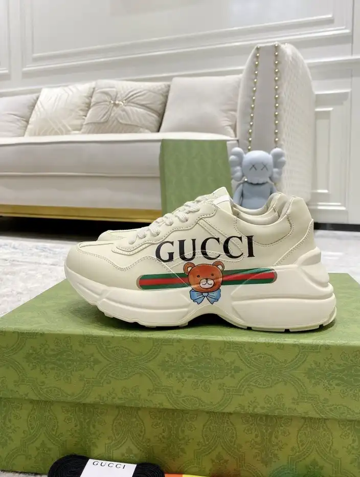 hype Gucci Sneakers