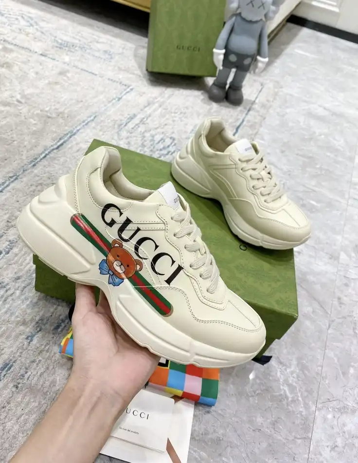 hype Gucci Sneakers