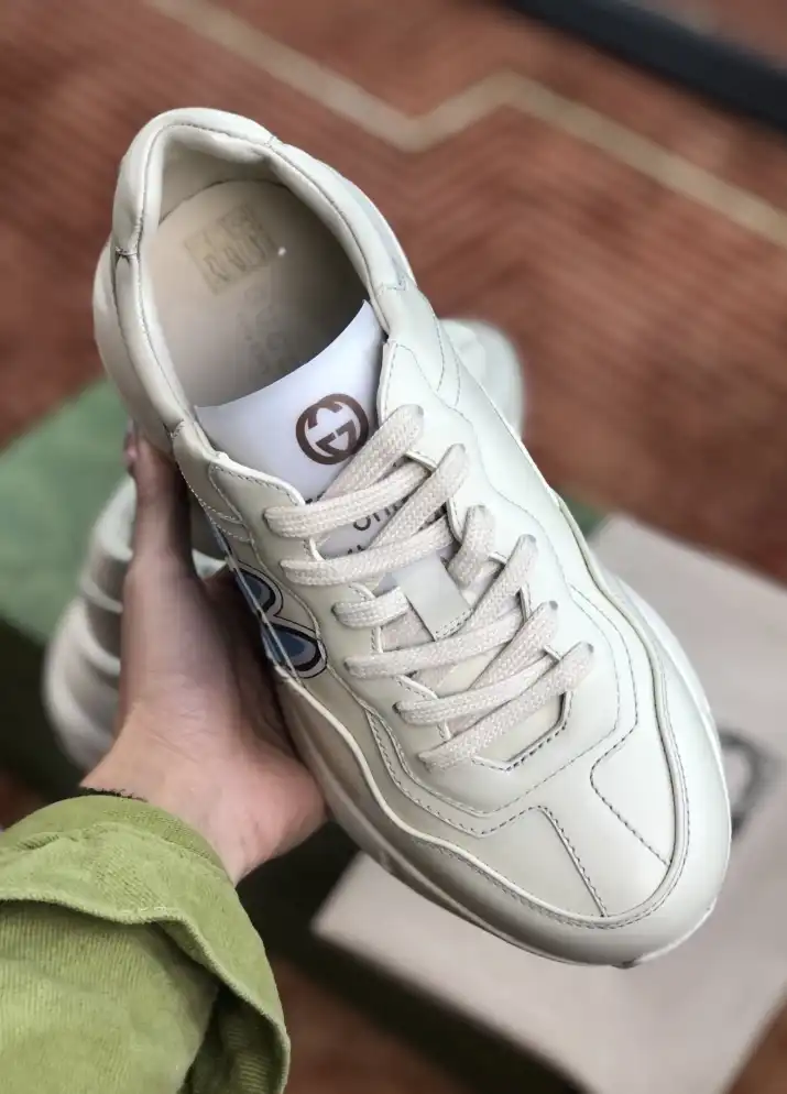 hype Gucci Sneakers