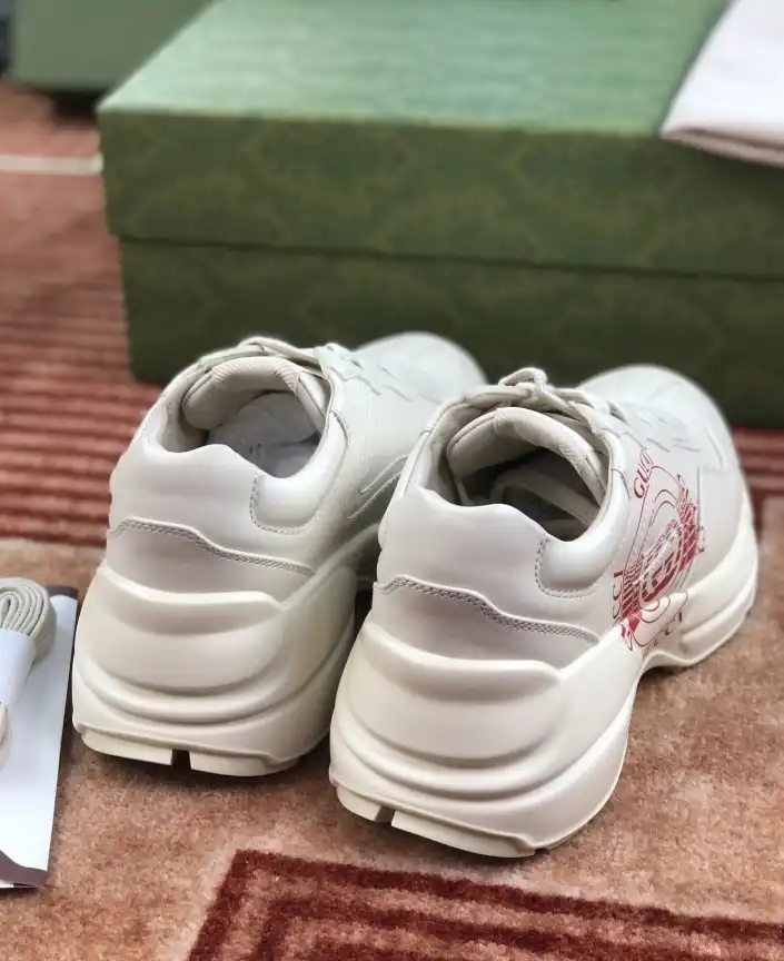 hype Gucci Sneakers