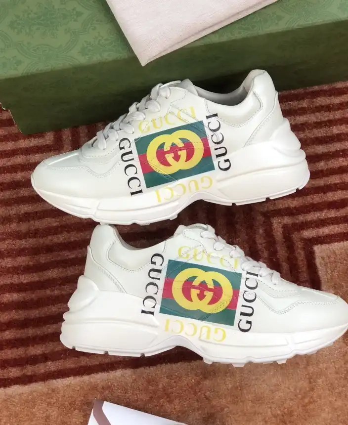 hype Gucci Sneakers