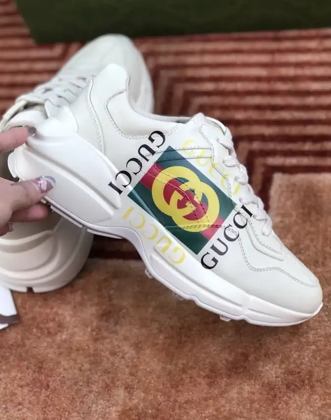 hype Gucci Sneakers