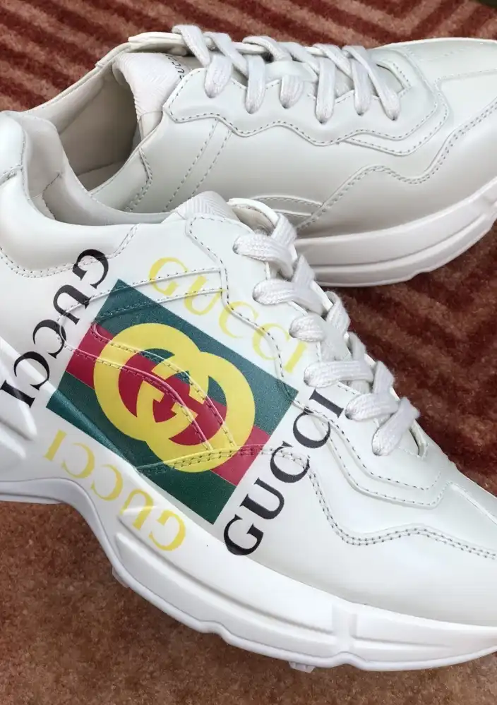 hype Gucci Sneakers