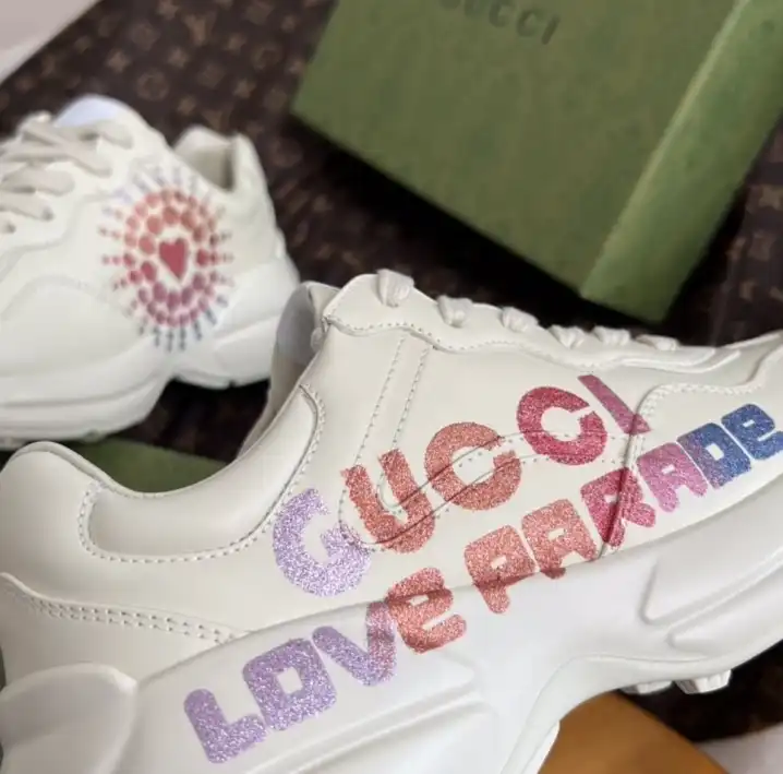 hype Gucci Sneakers