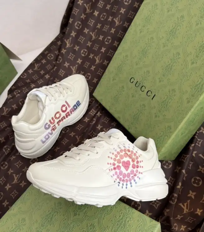 hype Gucci Sneakers