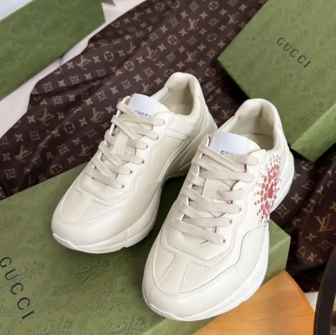 hype Gucci Sneakers