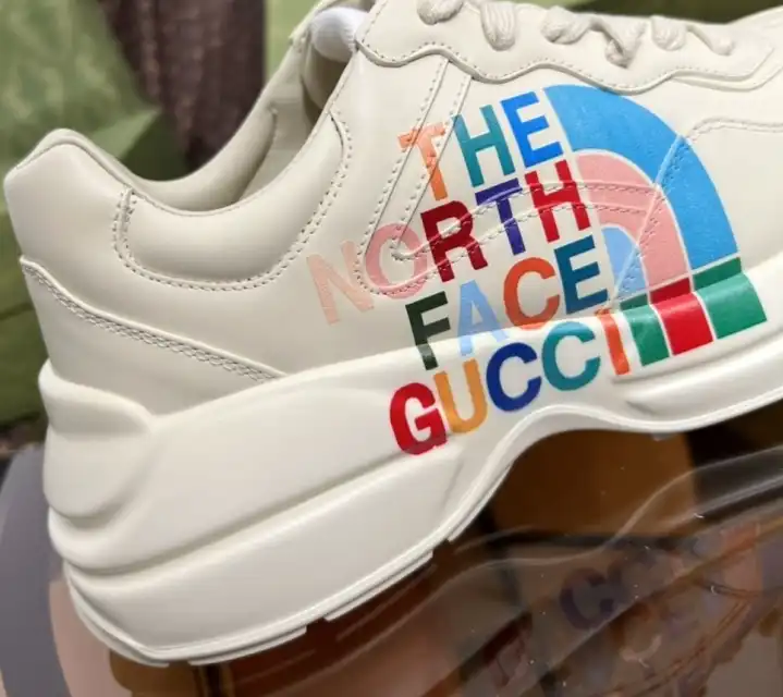 hype Gucci Sneakers