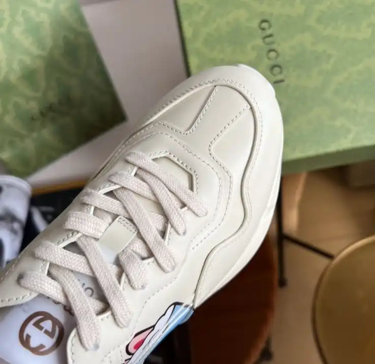 hype Gucci Sneakers