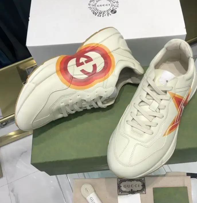 hype Gucci Sneakers