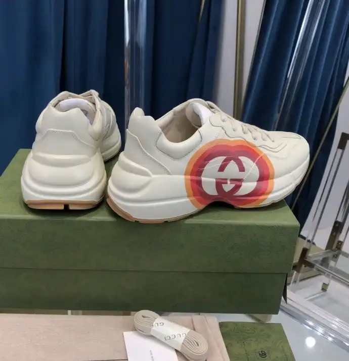 hype Gucci Sneakers