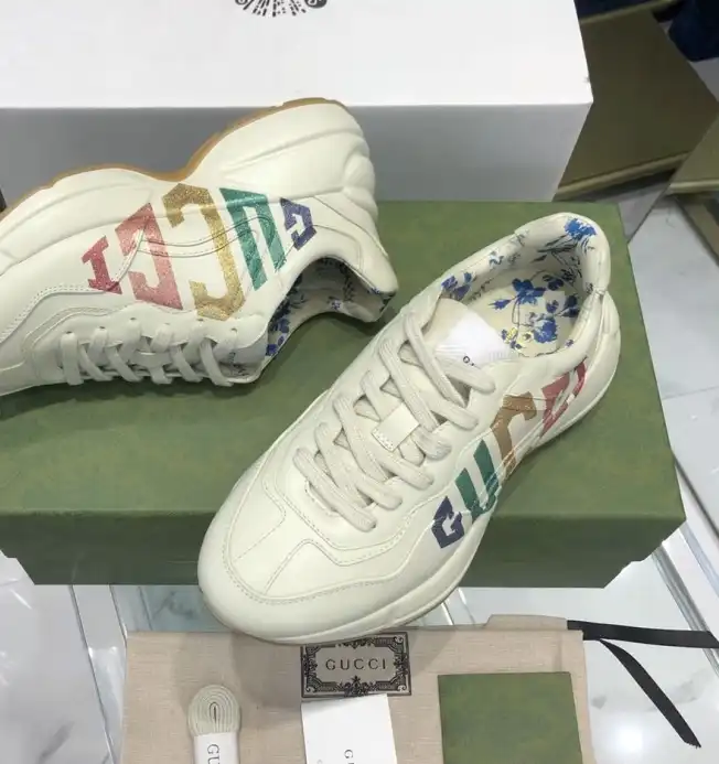 hype Gucci Sneakers