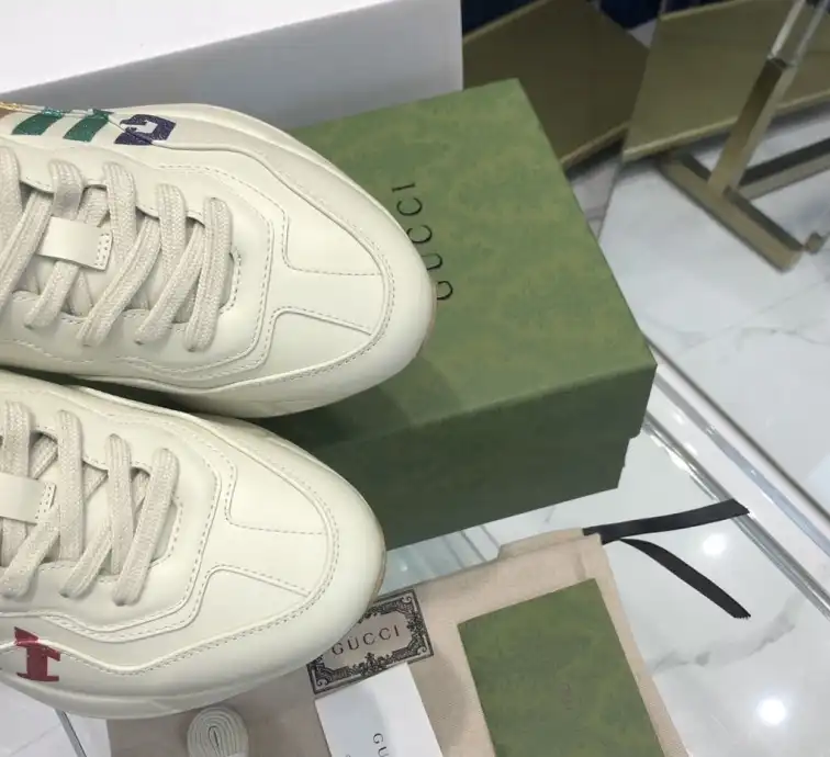 hype Gucci Sneakers