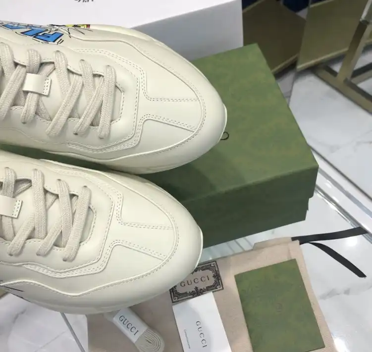 hype Gucci Sneakers