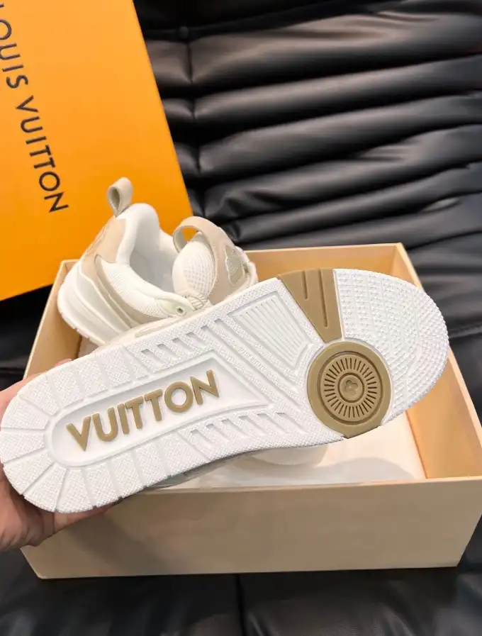 hype Louis Vuitton Sneakers