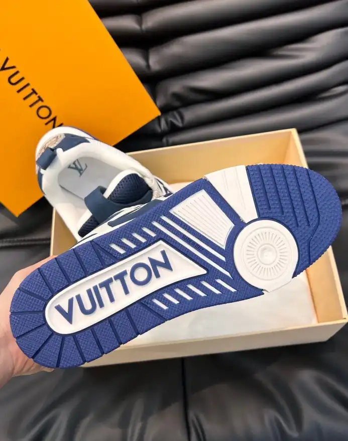 hype Louis Vuitton Sneakers