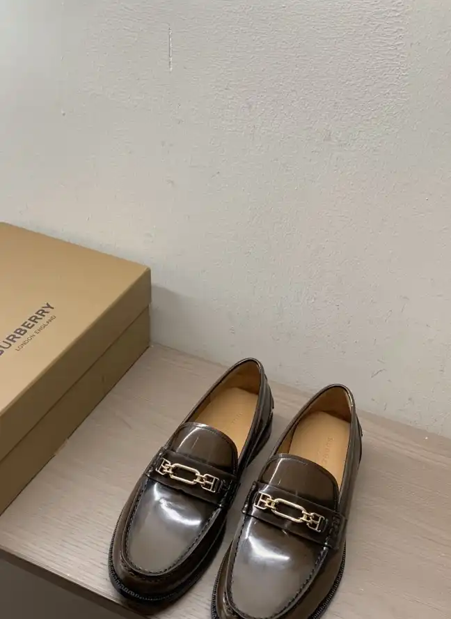 hype Burberry Leather Shoes