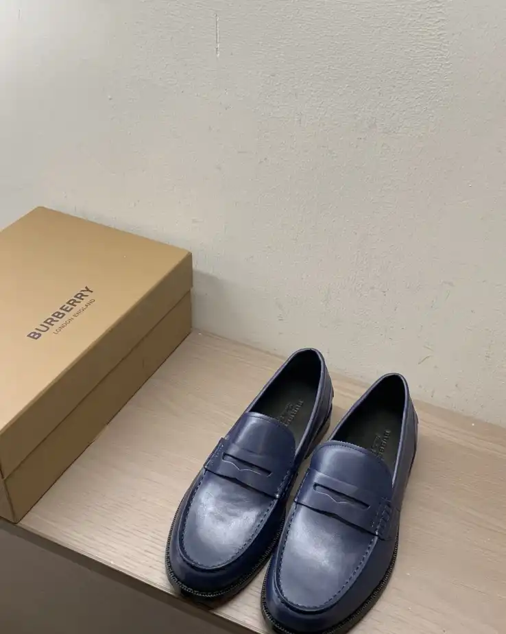 hype Burberry Leather Shoes