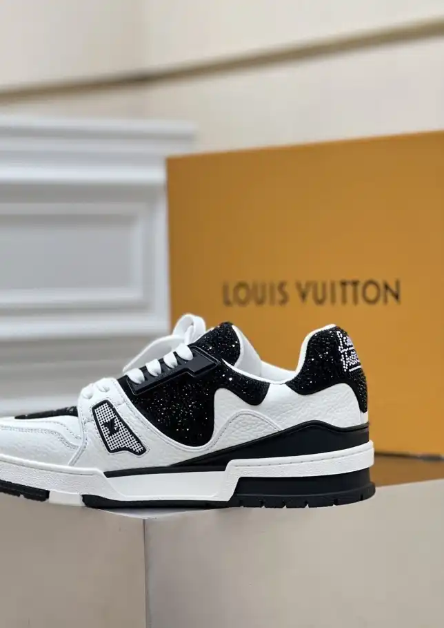 hype Louis Vuitton Sneakers