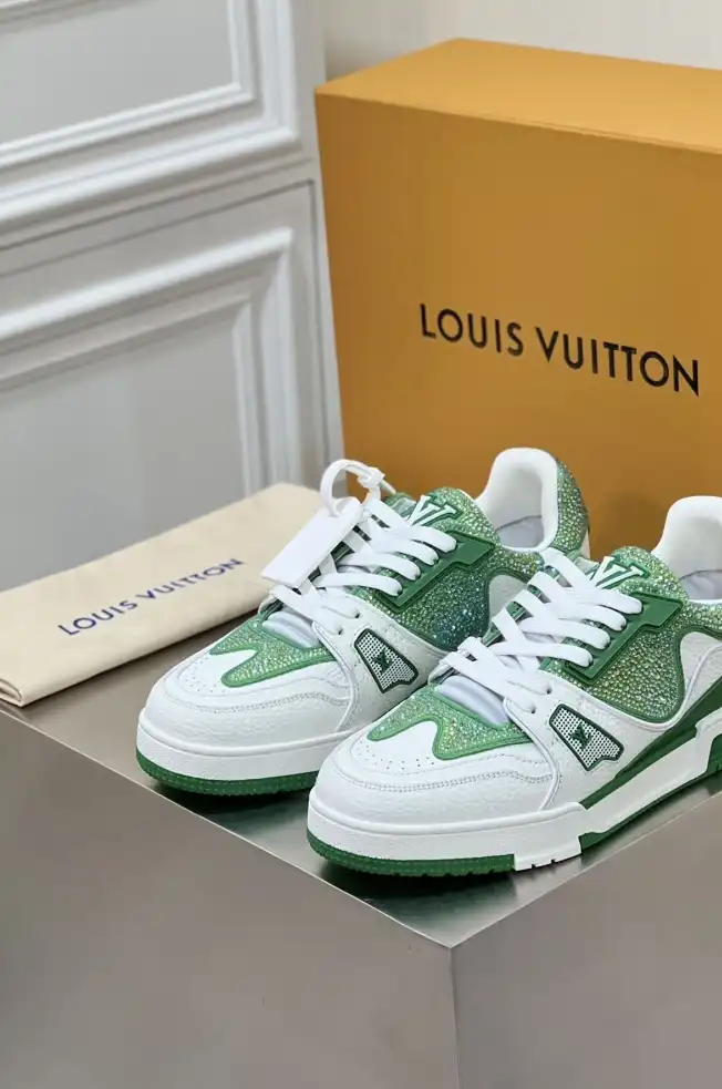 hype Louis Vuitton Sneakers