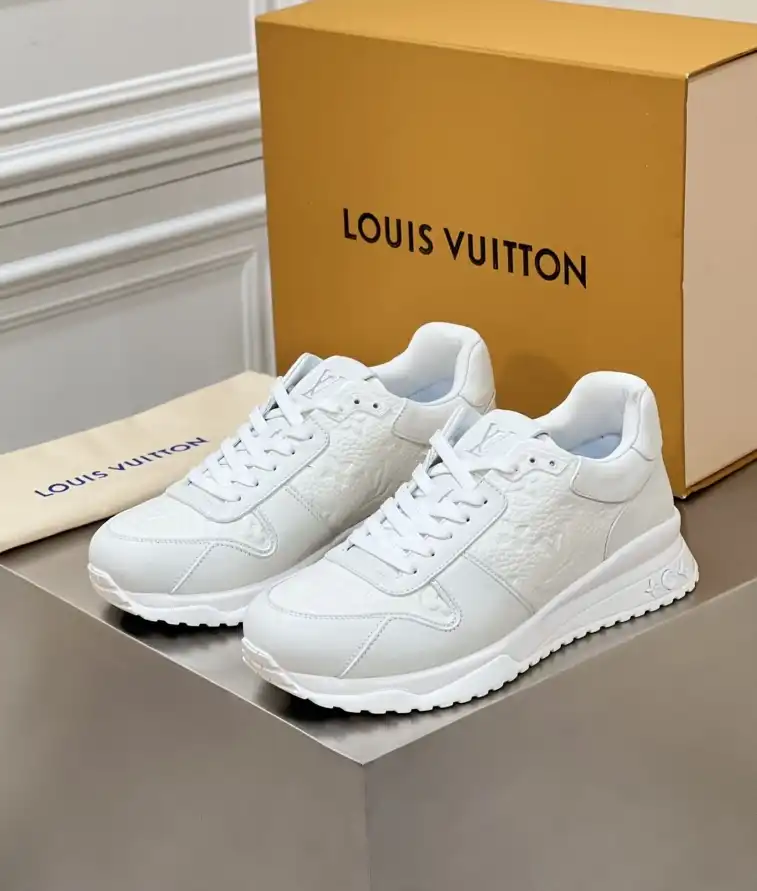 hype Louis Vuitton Sneakers