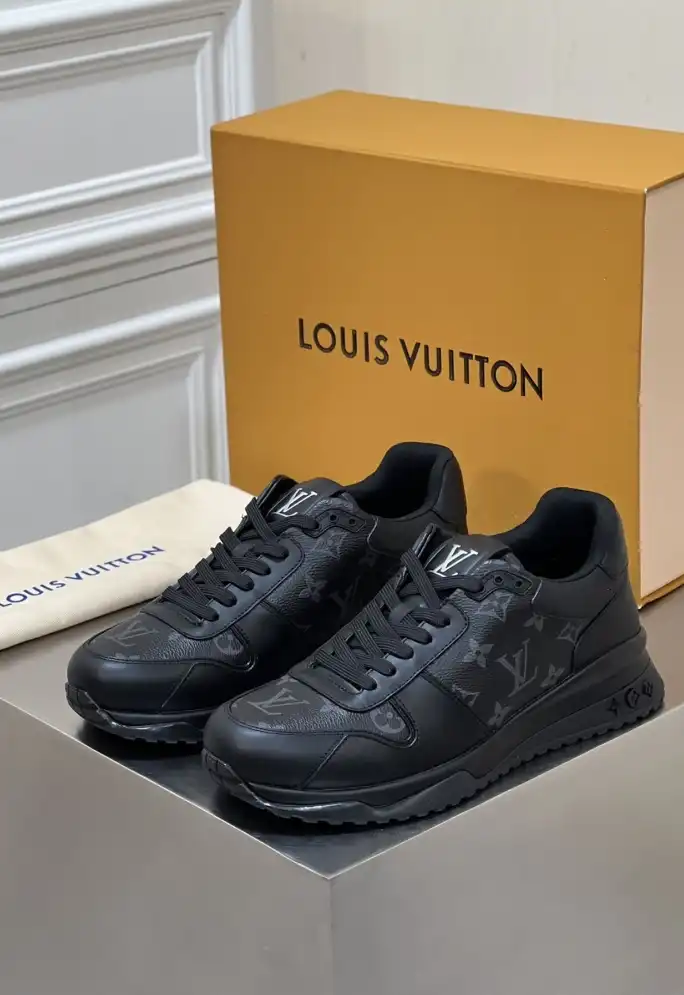 hype Louis Vuitton Sneakers