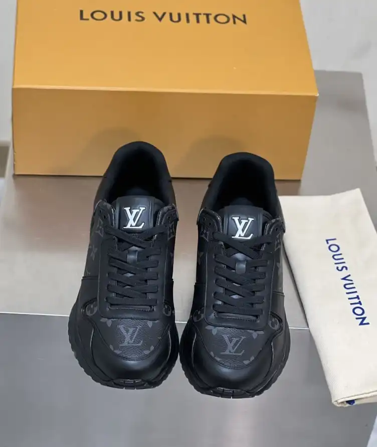 hype Louis Vuitton Sneakers