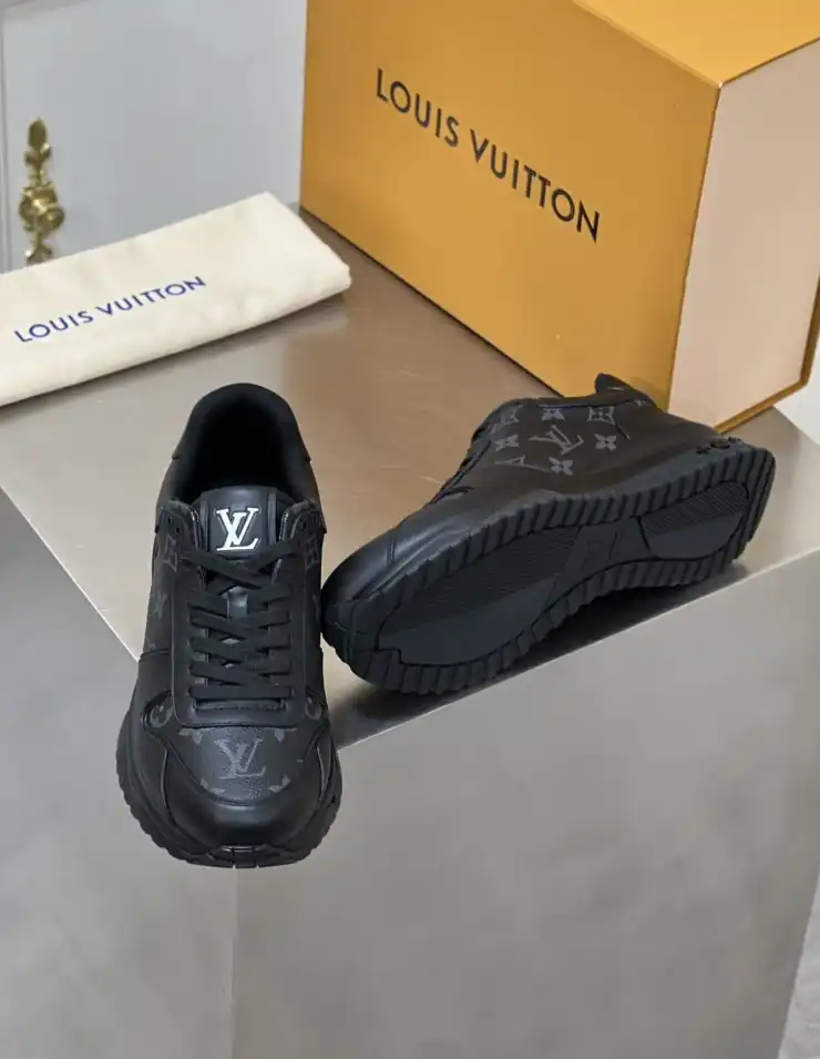 hype Louis Vuitton Sneakers