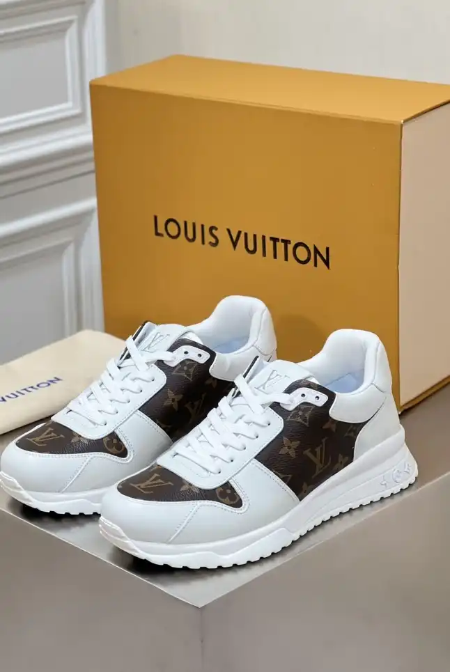 hype Louis Vuitton Sneakers