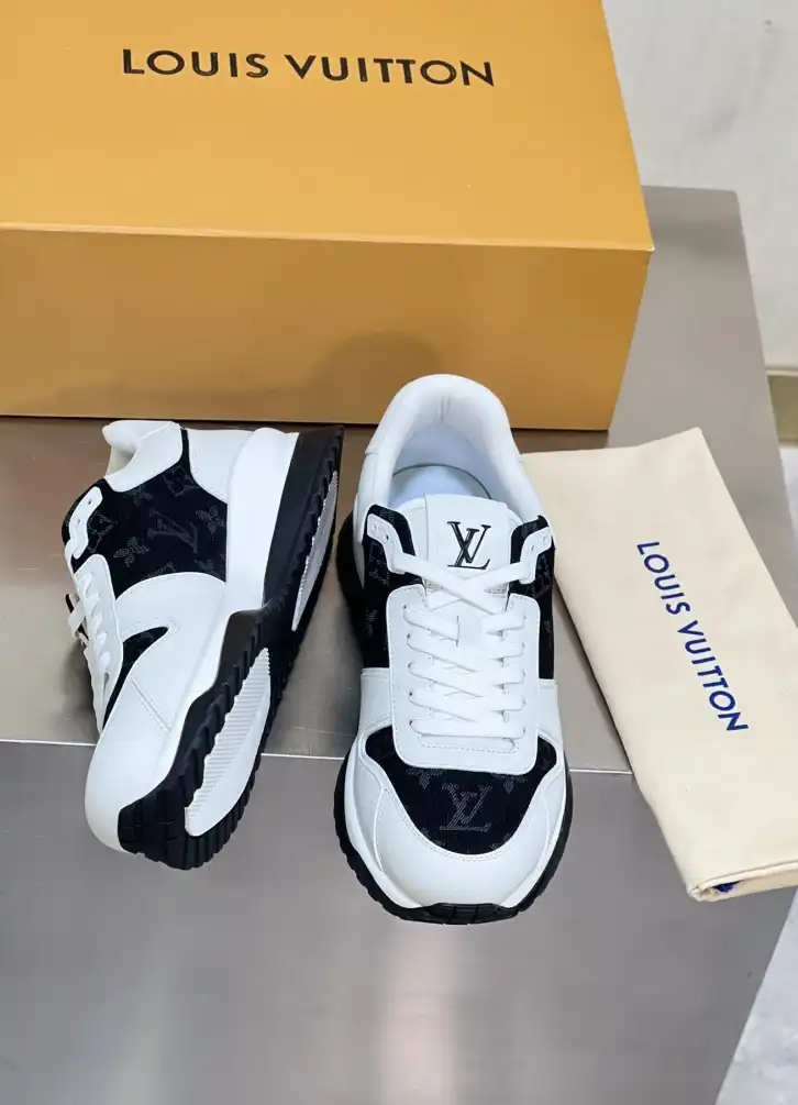 hype Louis Vuitton Sneakers