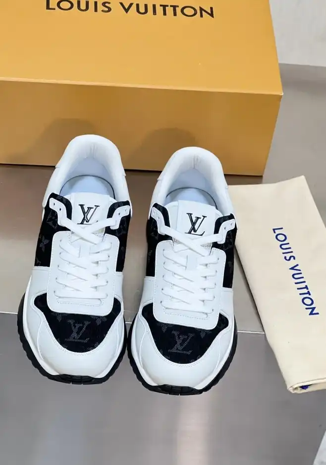 hype Louis Vuitton Sneakers