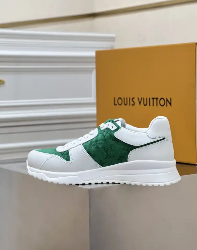 hype Louis Vuitton Sneakers