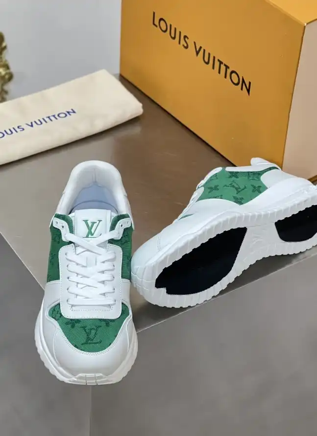 hype Louis Vuitton Sneakers