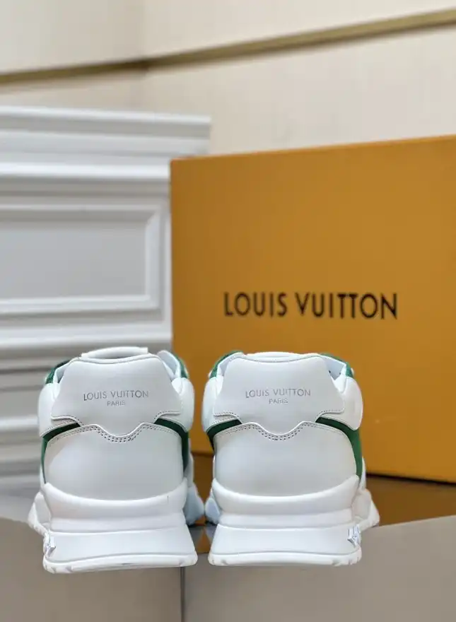 hype Louis Vuitton Sneakers