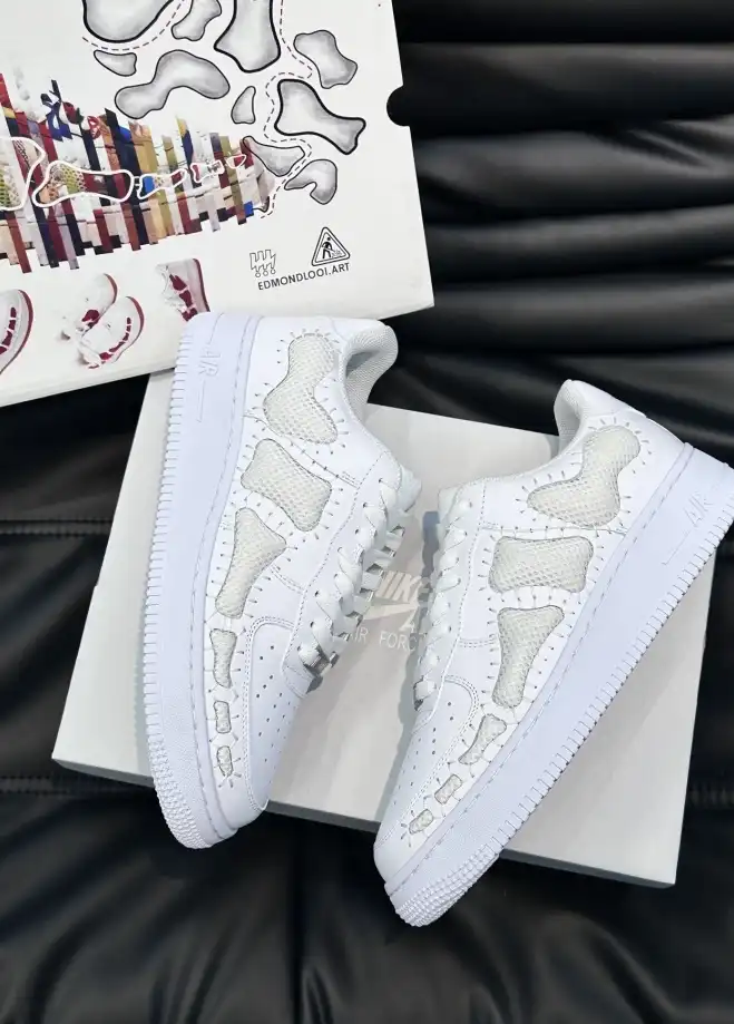 hype Louis Vuitton Sneakers